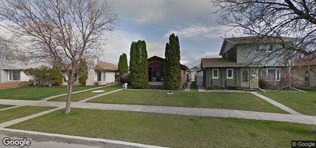 353 Arthur Wright Crescent（加拿大曼尼托巴省温尼伯市）房屋照片