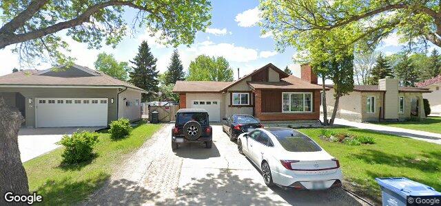 Larawan ng 38 Anglia Avenue sa Winnipeg, Manitoba