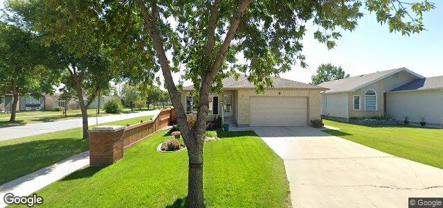 Larawan ng 4 Foxwarren Drive sa Winnipeg, Manitoba