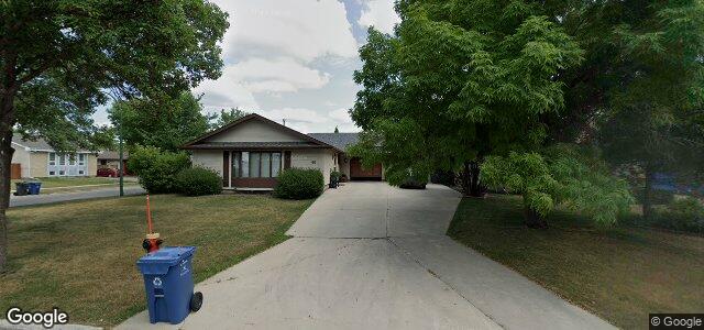 Larawan ng 40 Arthur Wright Crescent sa Winnipeg, Manitoba