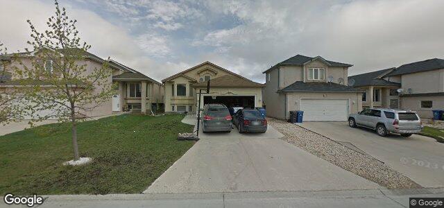Larawan ng 43 Gardenton Avenue sa Winnipeg, Manitoba