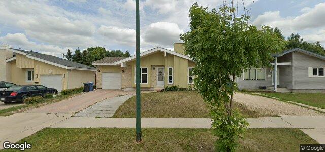 Larawan ng 43 Scarfe Street sa Winnipeg, Manitoba