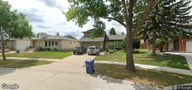 Larawan ng 46 Baker Bay sa Winnipeg, Manitoba