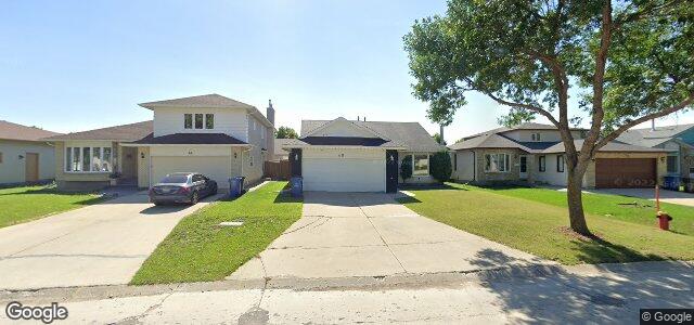 Larawan ng 48 Chapparal Crescent sa Winnipeg, Manitoba