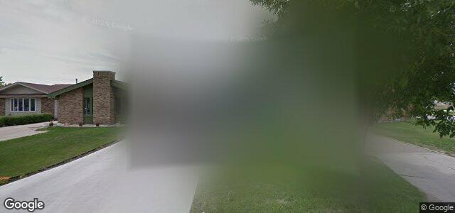 Larawan ng 50 Derbyshire Place sa Winnipeg, Manitoba