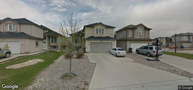 Larawan ng 51 Gardenton Avenue sa Winnipeg, Manitoba