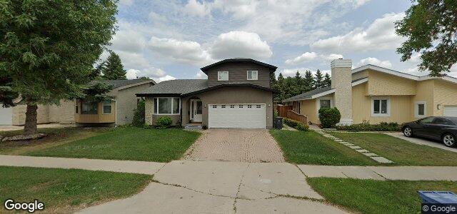 Larawan ng 51 Scarfe Street sa Winnipeg, Manitoba