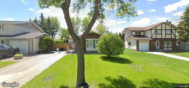 Larawan ng 54 Anglia Avenue sa Winnipeg, Manitoba