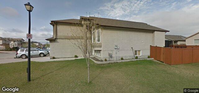 Larawan ng 55 Gardenton Avenue sa Winnipeg, Manitoba