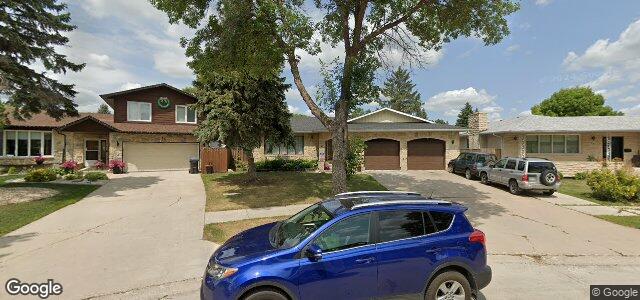 Larawan ng 58 Baker Bay sa Winnipeg, Manitoba