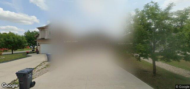 64 Santa Fe Drive（加拿大曼尼托巴省温尼伯市）房屋照片