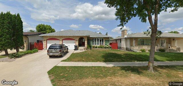 Larawan ng 70 Baker Bay sa Winnipeg, Manitoba