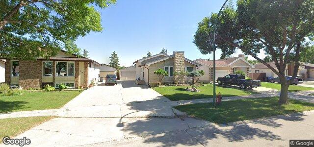 Larawan ng 73 Skrypnyk Crescent sa Winnipeg, Manitoba