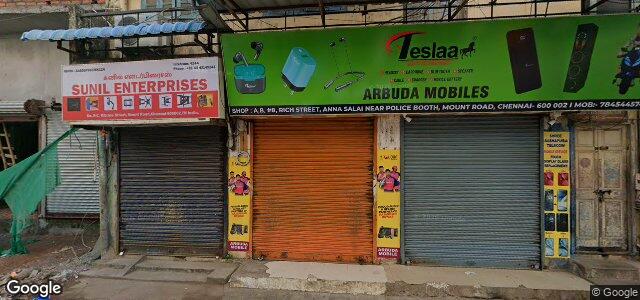 Larawan ng 8 Ritchie Street sa Winnipeg, Manitoba