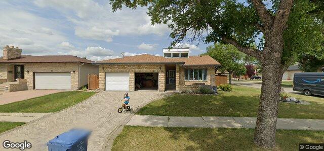 Larawan ng 82 Baker Bay sa Winnipeg, Manitoba