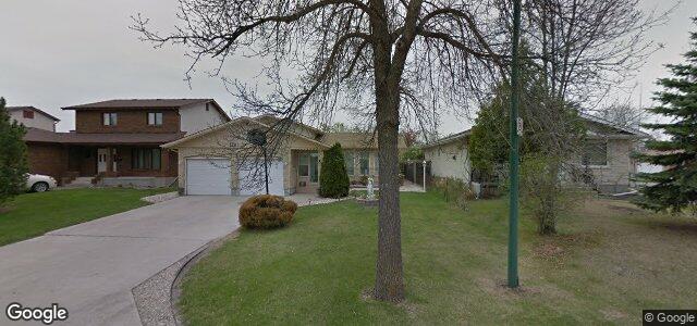 Larawan ng 83 Bachman Bay sa Winnipeg, Manitoba