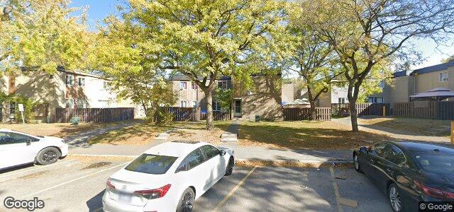 Larawan ng 87 Ritchie Street sa Winnipeg, Manitoba