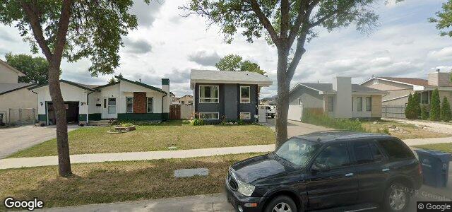 Larawan ng 92 Leahcrest Crescent sa Winnipeg, Manitoba