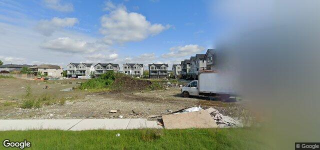 Larawan ng 1110 Salter Street sa Winnipeg, Manitoba