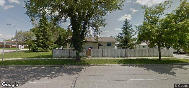 Larawan ng 1241 Salter Street sa Winnipeg, Manitoba