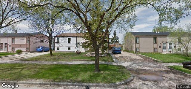 Larawan ng 1304 Aikins Street sa Winnipeg, Manitoba