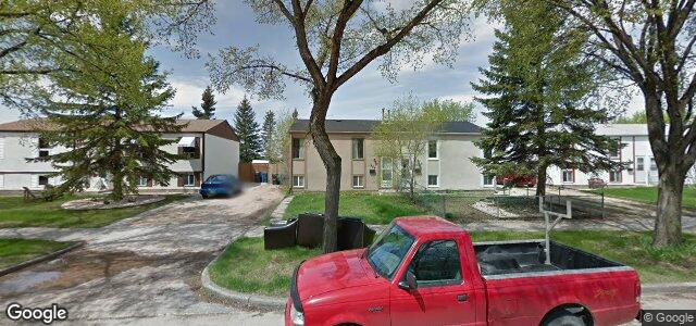 Larawan ng 1308 Aikins Street sa Winnipeg, Manitoba