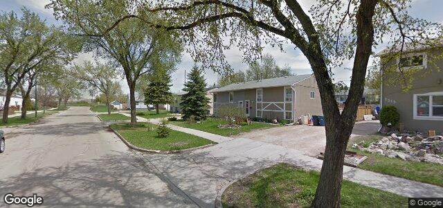 Larawan ng 1325 Aikins Street sa Winnipeg, Manitoba