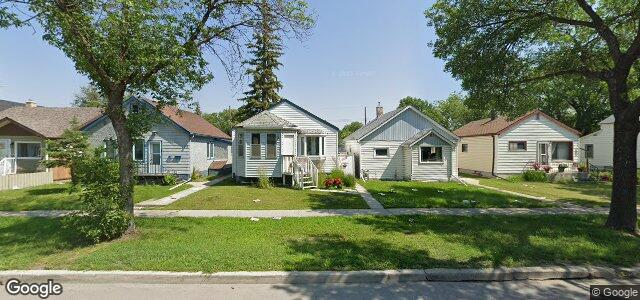 Larawan ng 207 Leila Avenue sa Winnipeg, Manitoba