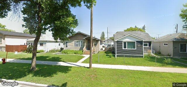 Larawan ng 209 Templeton Avenue sa Winnipeg, Manitoba