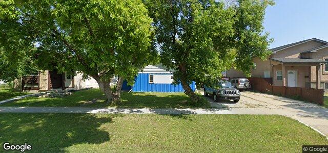 Larawan ng 217 Templeton Avenue sa Winnipeg, Manitoba