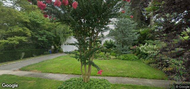 Larawan ng 222 Newton Avenue sa Winnipeg, Manitoba