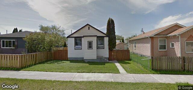 Larawan ng 290 Margaret Avenue sa Winnipeg, Manitoba