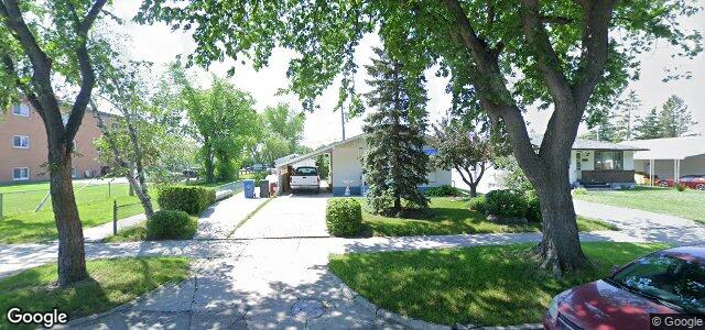 Larawan ng 322 Templeton Avenue sa Winnipeg, Manitoba