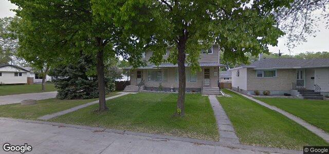 Larawan ng 323 Newton Avenue sa Winnipeg, Manitoba