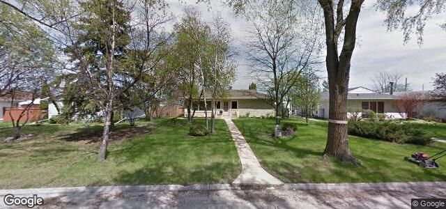 Larawan ng 323 Southall Drive sa Winnipeg, Manitoba