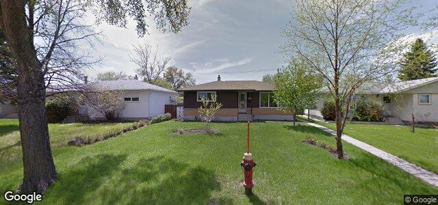 Larawan ng 326 Southall Drive sa Winnipeg, Manitoba