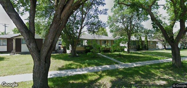 Larawan ng 368 Templeton Avenue sa Winnipeg, Manitoba