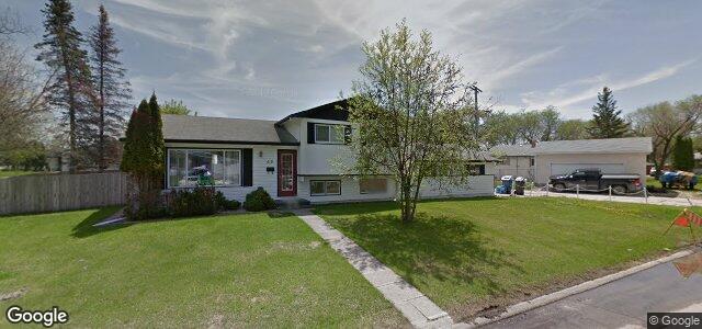 Larawan ng 412 Southall Drive sa Winnipeg, Manitoba