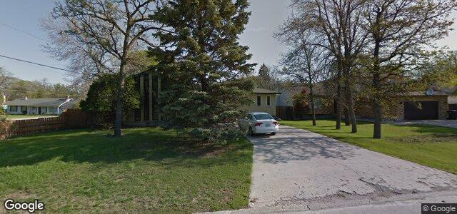 Larawan ng 2 Barnstaple Cove sa Winnipeg, Manitoba