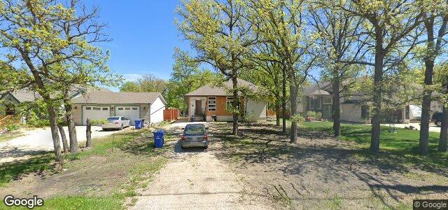 Larawan ng 261 Oakdale Drive sa Winnipeg, Manitoba