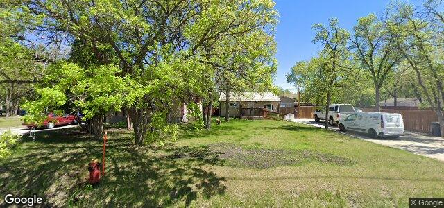 Larawan ng 401 Oakdale Drive sa Winnipeg, Manitoba