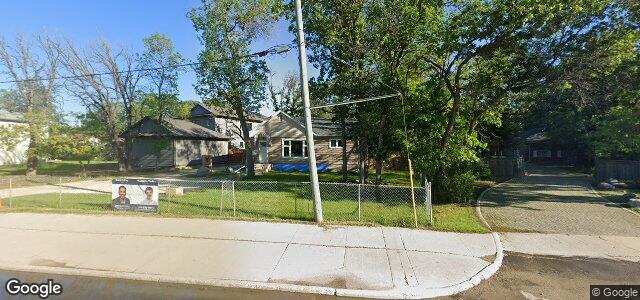 Larawan ng 4216 Roblin Boulevard sa Winnipeg, Manitoba