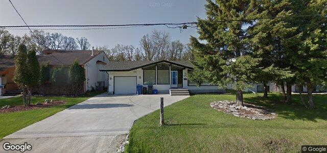 Larawan ng 4220 Batchelor Avenue sa Winnipeg, Manitoba