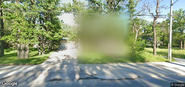 Larawan ng 4468 Roblin Boulevard sa Winnipeg, Manitoba