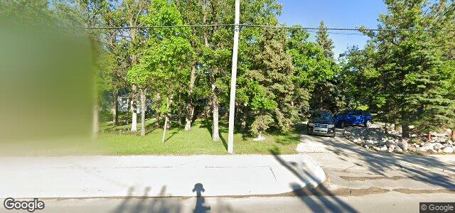 Larawan ng 4480 Roblin Boulevard sa Winnipeg, Manitoba