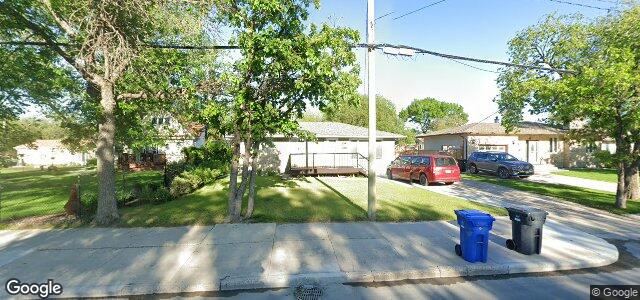 Larawan ng 4550 Roblin Boulevard sa Winnipeg, Manitoba