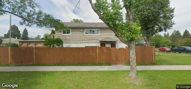 Larawan ng 771 Lanark Street sa Winnipeg, Manitoba