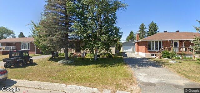 Larawan ng 875 Centennial Street sa Winnipeg, Manitoba