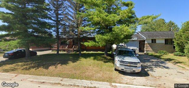 Larawan ng 879 Centennial Street sa Winnipeg, Manitoba