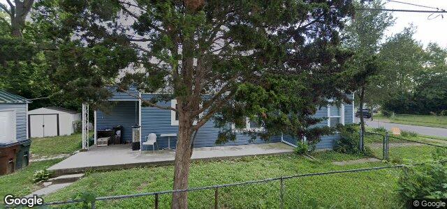 Larawan ng 911 Centennial Street sa Winnipeg, Manitoba